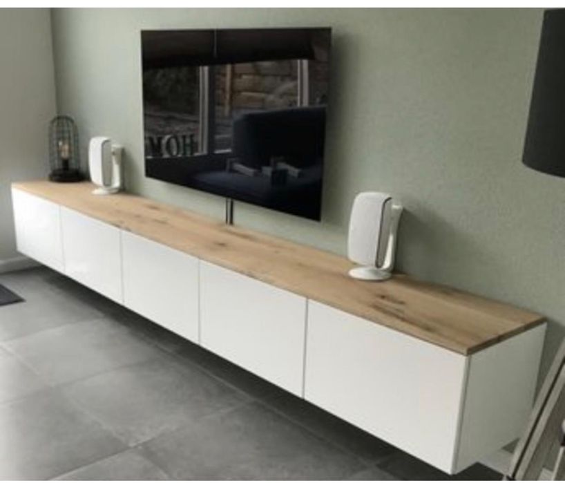 полка под ТВ.