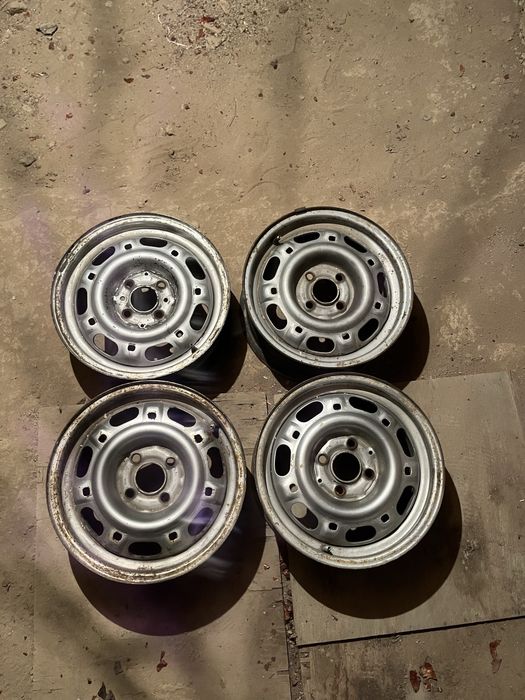 Диск R 14 гольф пассат