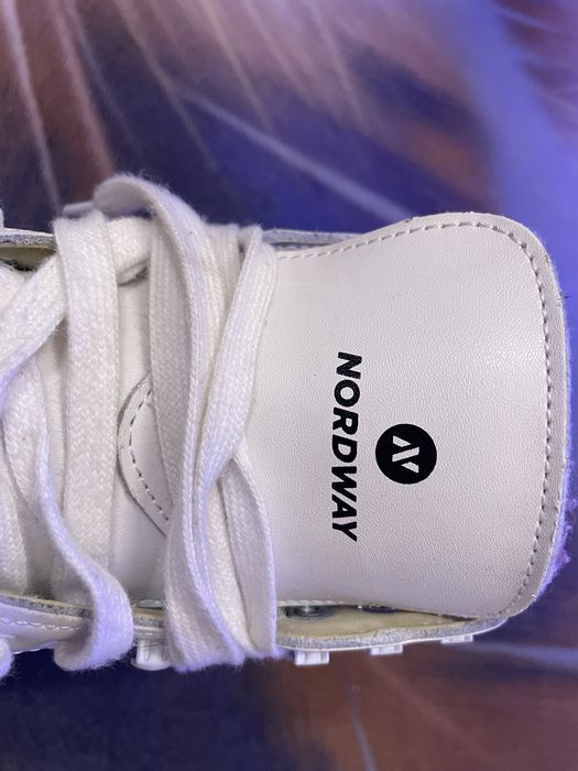 Детские коньки на мальчика и девочку