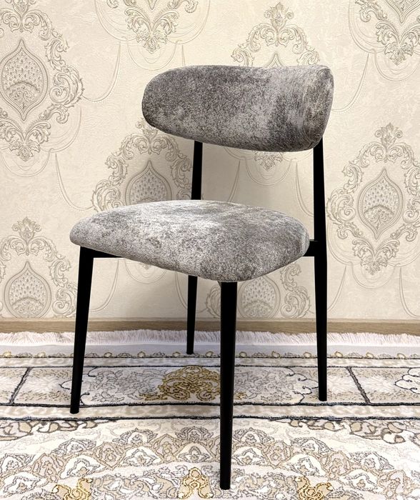 Стул для кухни .