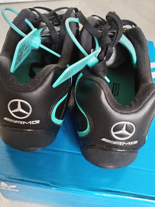 кроссовки Adidas Mercedes-Benz