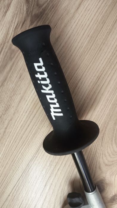 Странична дръжка Makita  312C732