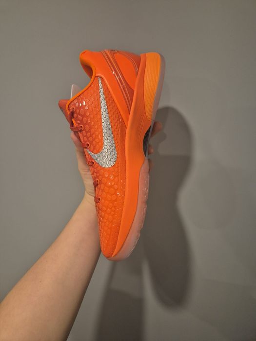 Kobe 6 total orange