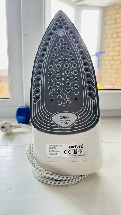 Продаю Утюг новая