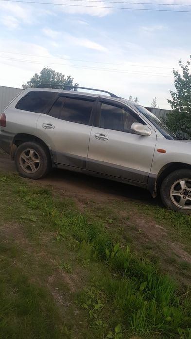 Продам машину Хюндай Сантофе