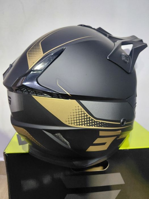 Чисто нова каска Shot pulse edge