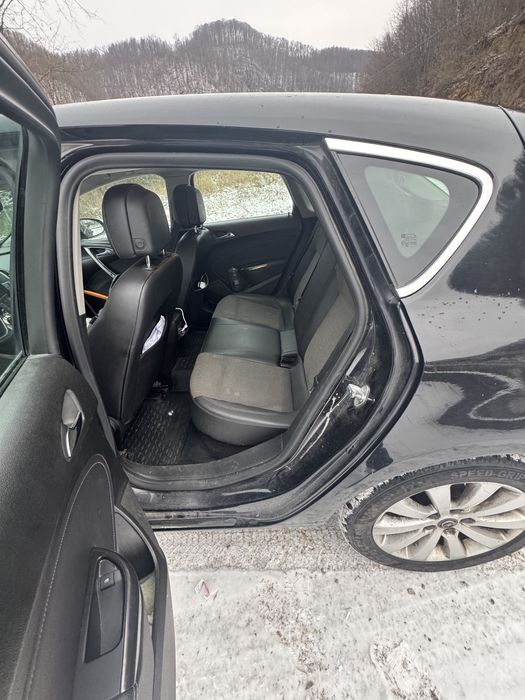 Opel Astra J  1.7 CDTI