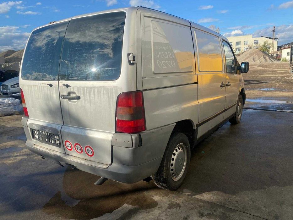 Dezmebrez Mercedes Vito 638 2.2 E3 /bara/far/aripa/capota/oglinda/usa