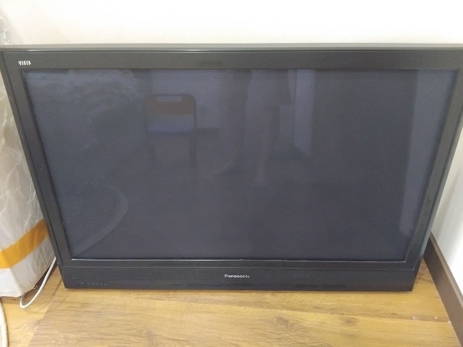 Телевизор Panasonic 42 дюйма