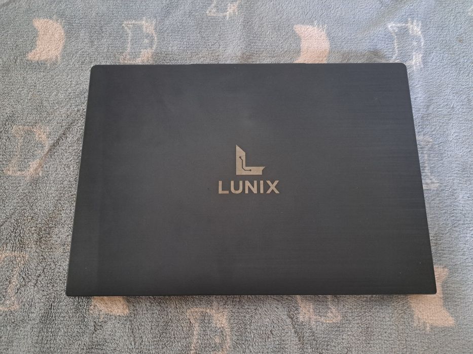 LUNIX kop ishlatimagan xolati yangidek