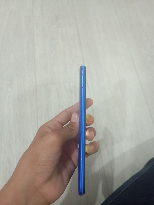 Продам Redmi 9c 4/128