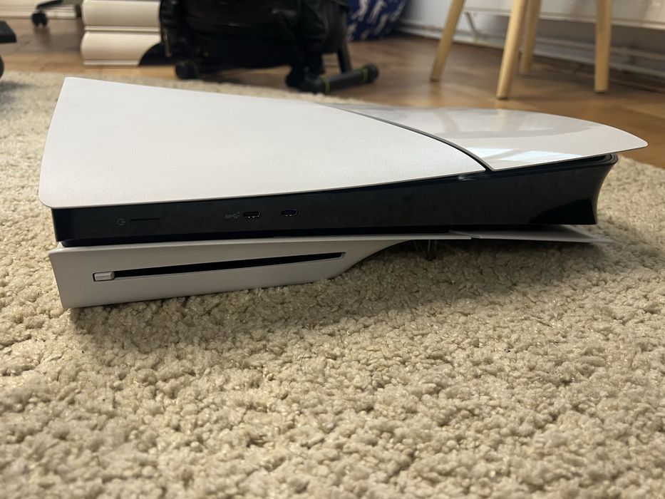 Play Station 5 (PS5) Un TB cfi-2016