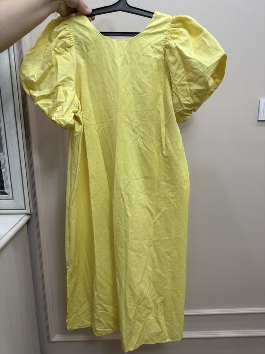 Киімдер барлығы 2000 тг