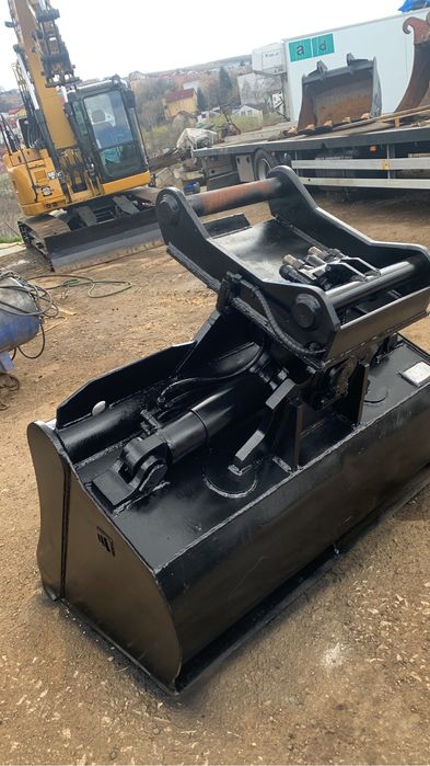 Cupă taluz hidraulică Qil clic  Q Q 66 originala – 2 cilindri