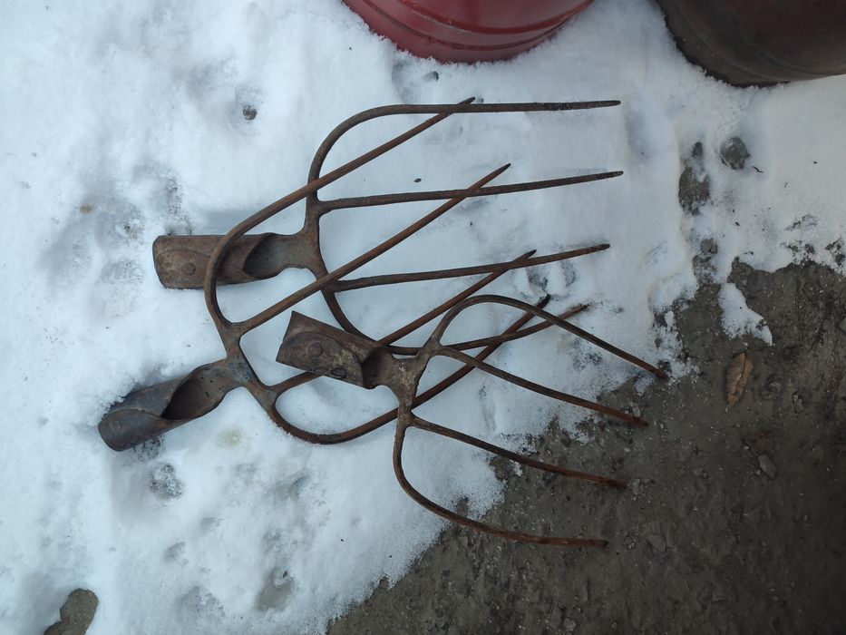 Колокольчик пепельница утварь