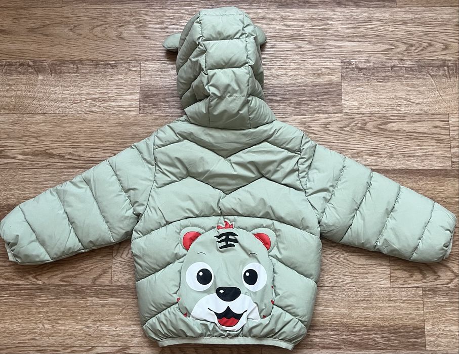 Продам весеннюю курточку