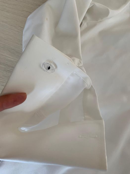 Vand camasa barbati eleganta.