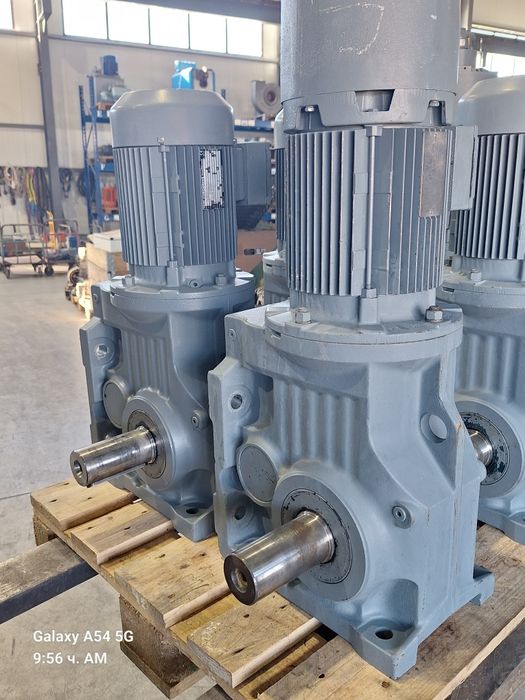 Мотор-редуктор SEW