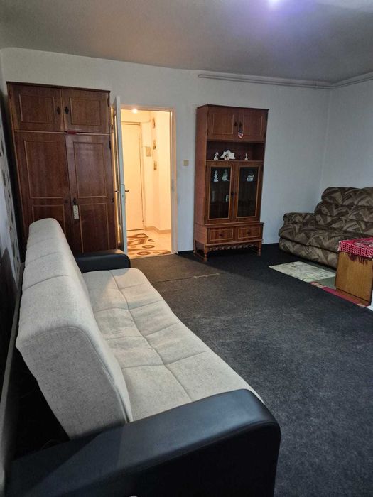 Apartament 1 camera Cetate zona Liceul Militar
