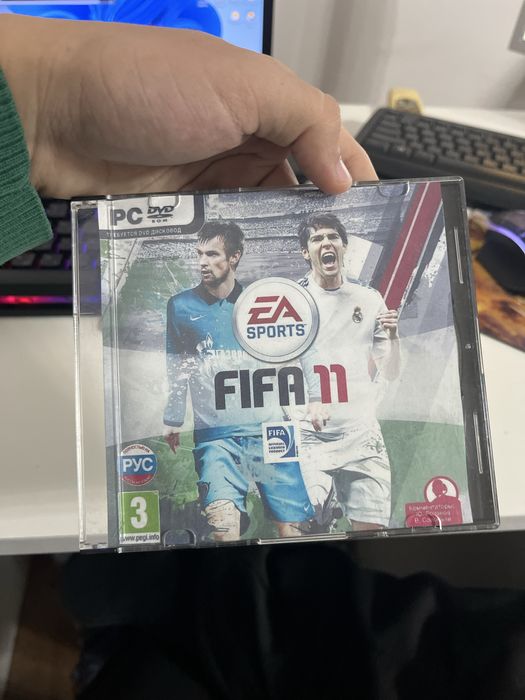 FIFA 11 сатлады!