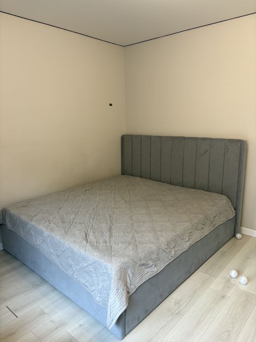 Кровать 180*200  (серый цвет)