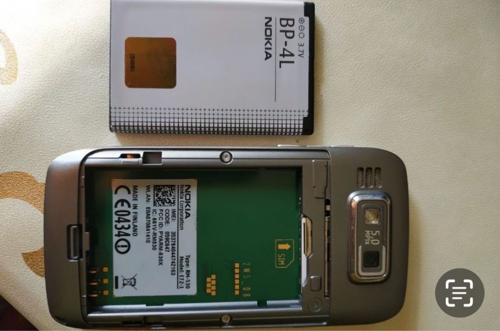 Nokia E72 оригинал