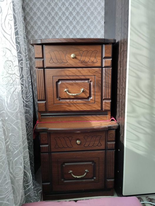 Продам спальный гарнитур