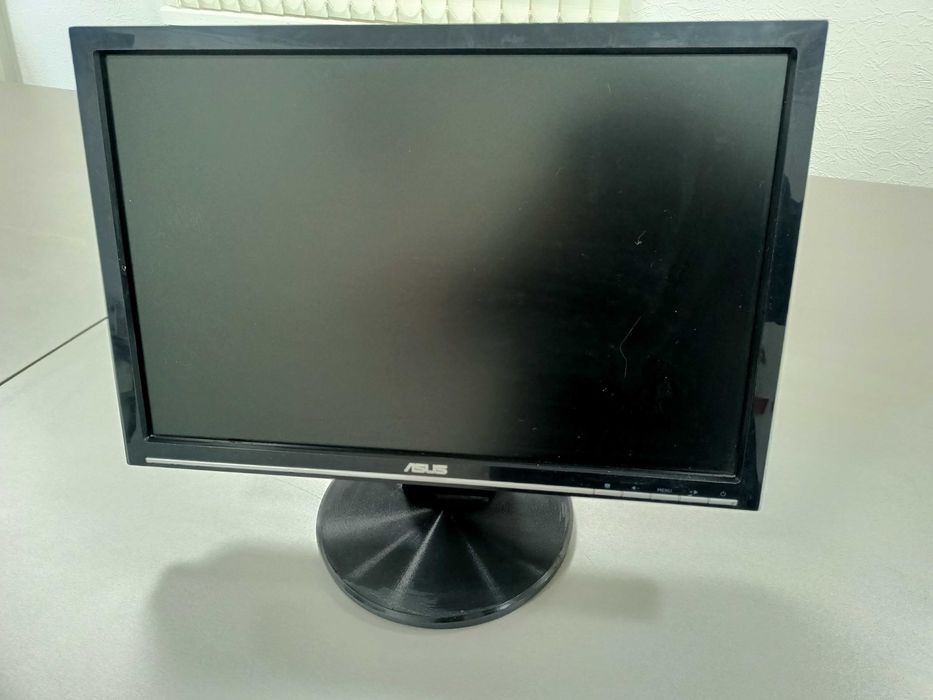 Продаётся мониторы ASUS диагональ.19, SAMSUNG, диагональ. 20 дюймов