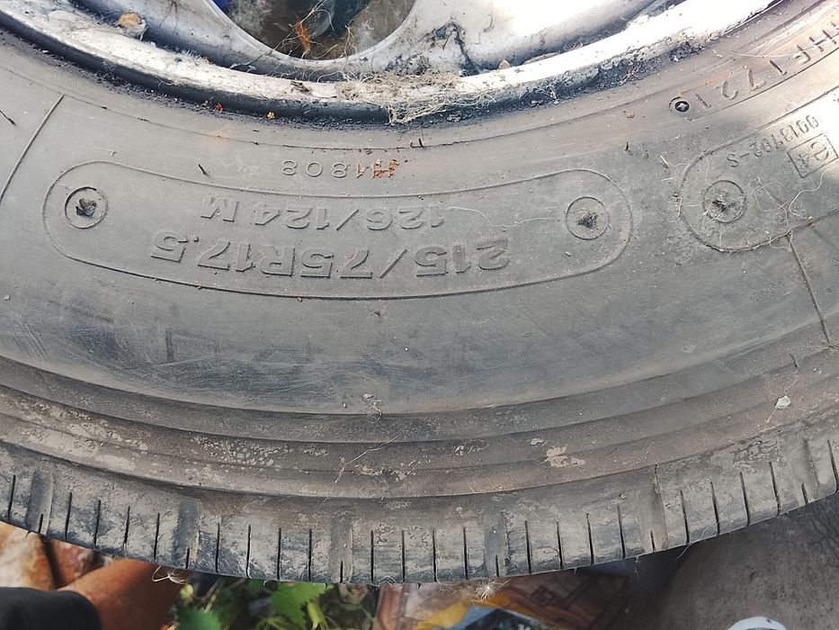 Продам колеса на грузовой 5 тон