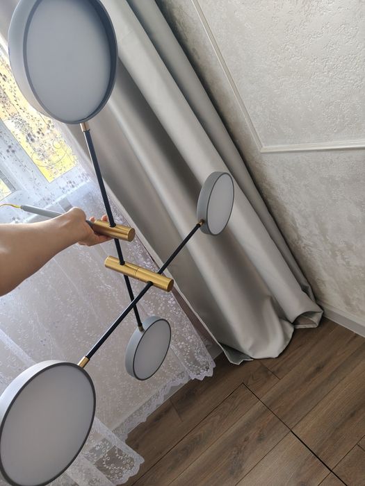 Люстра  потолочные led