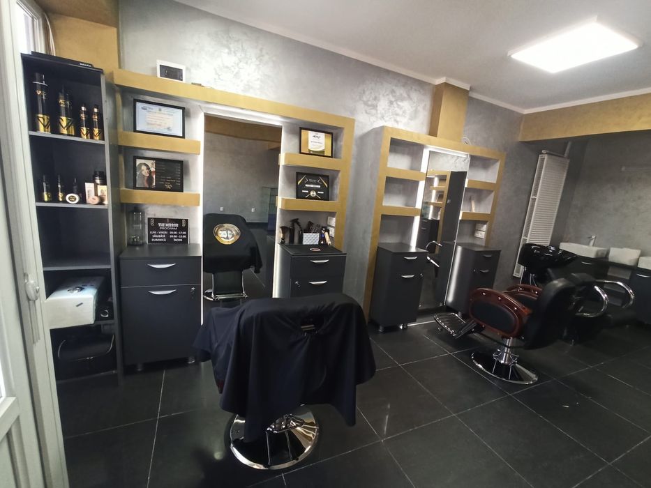 Închiriez salon de frizerie - complet utilat