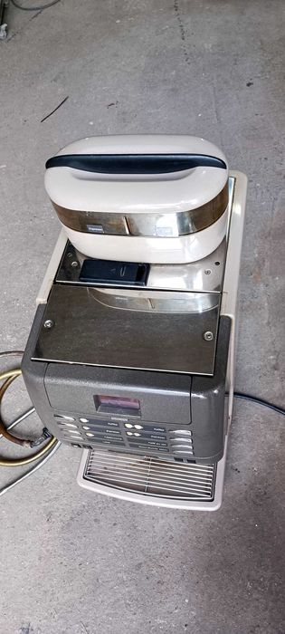 Професионална кафе машина La Cimbali M1