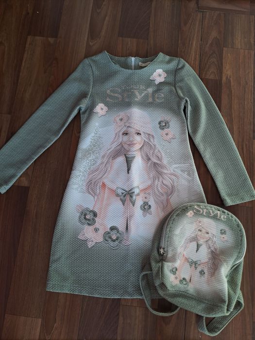 Дрехи за момичета