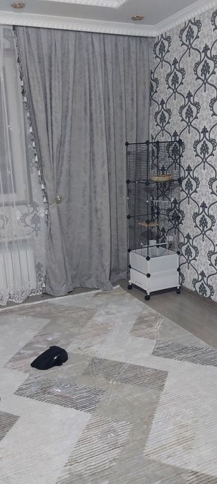 Клетка для птиц очень