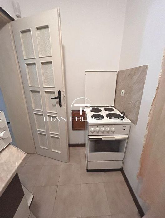 Дава се под наем Тристаен апартамент в Варна, м-т Траката - 85 кв.м за 560.49 € - Снимка #1