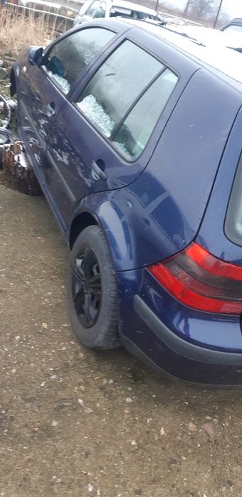 Haion Golf 4 1,6 Albastru