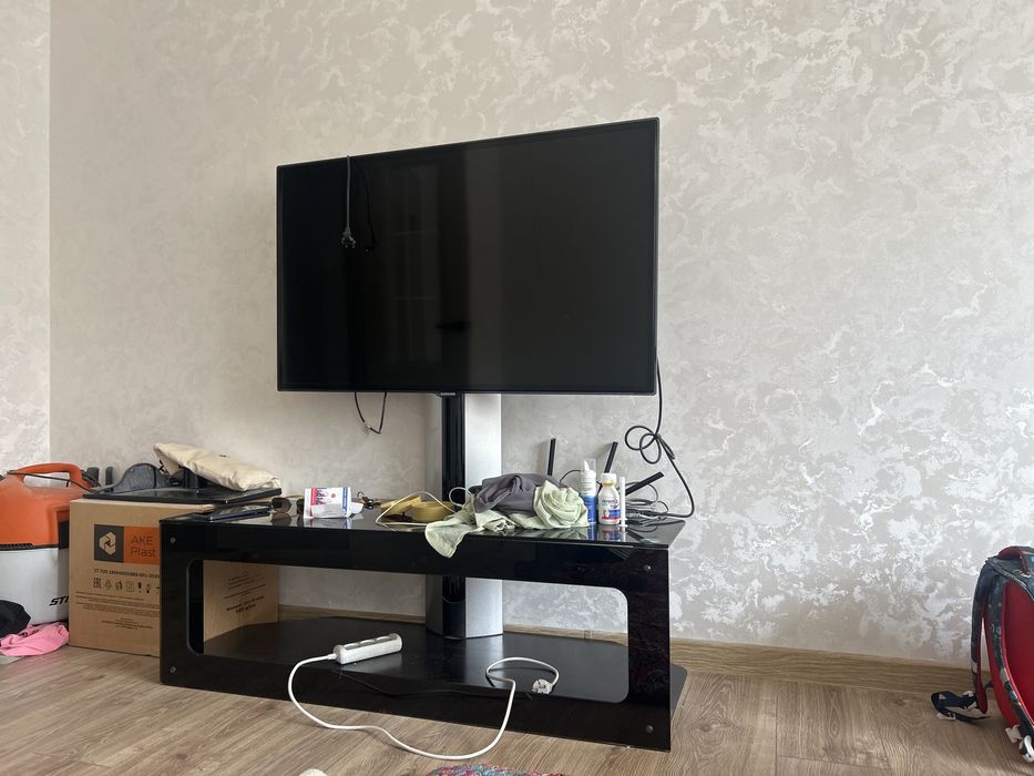 Подставка для телевизора