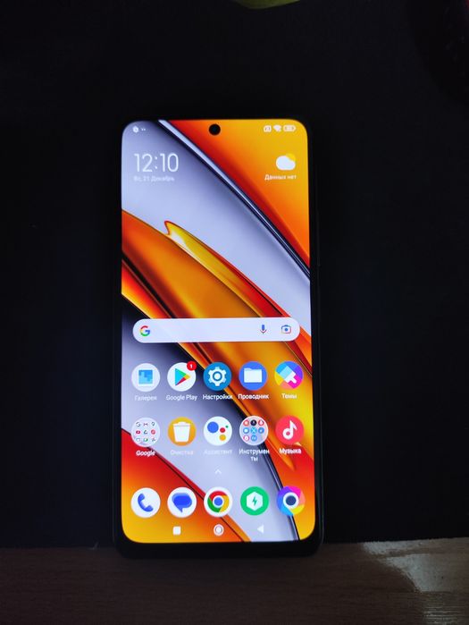 Poco f3 128gb в хорошем состоянии.