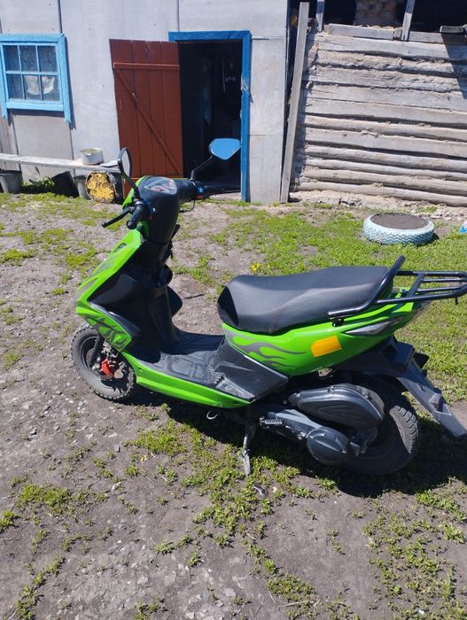 продам скутер   в идеальном состоянии