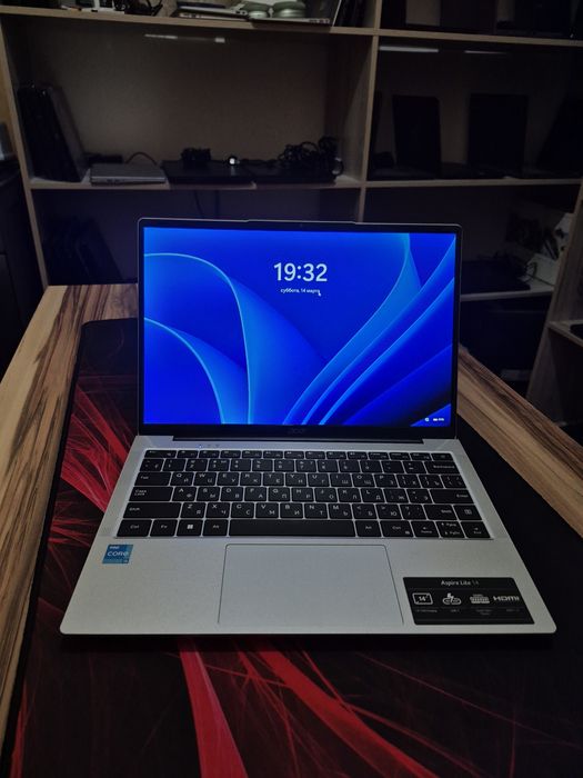 Ультрабук Асер Core i3. 2024 года SSD 512GB