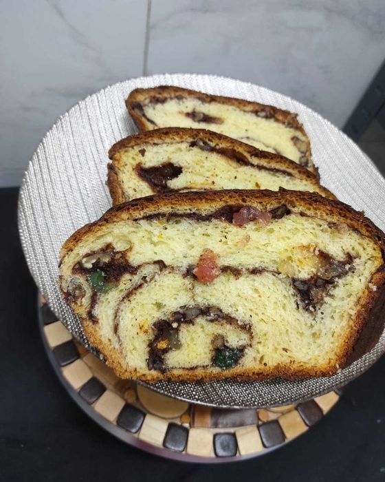 Cozonaci naturali de casa pentru Paște.