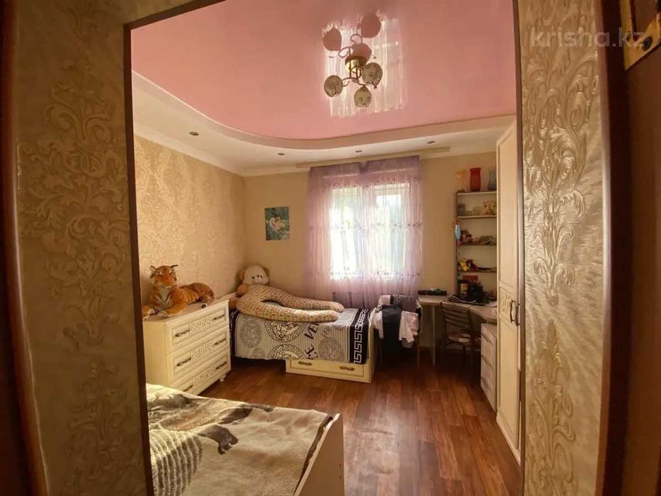 Шикарный дом в пригороде Алматы