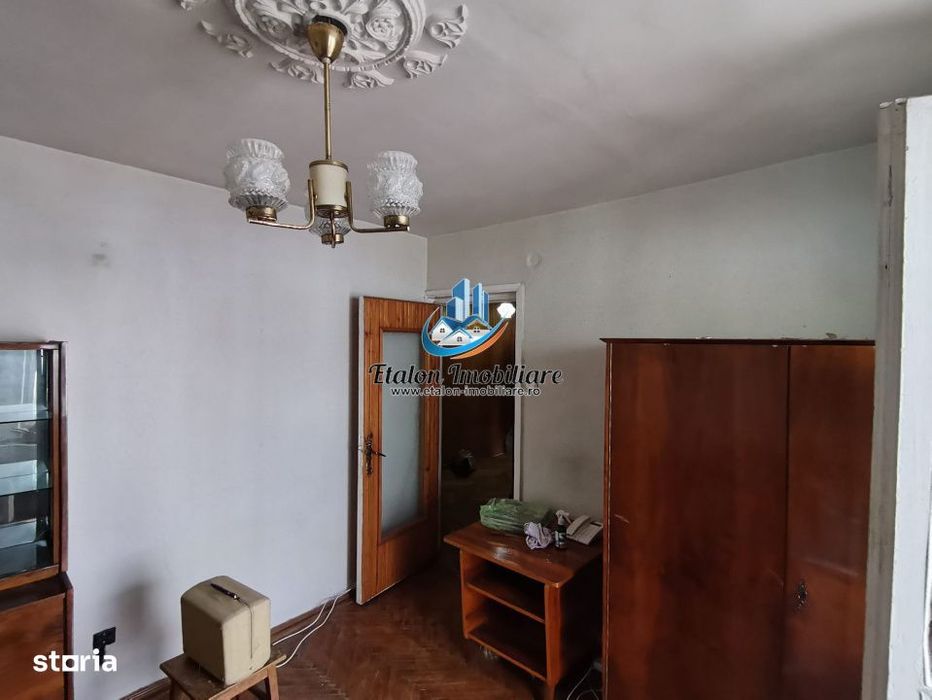 Apartament 2 camere decomandat, etaj 2, Carrefour Precista