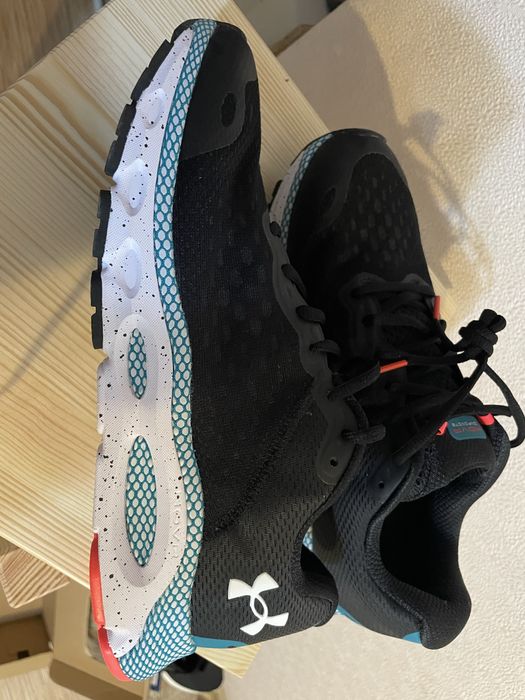 Кроссовки Under Armour 45 р-ра