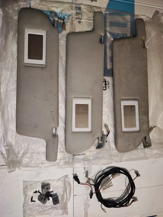 VW T4 manetă motorașe sticlă oglindă parasolare boxă scrumieră