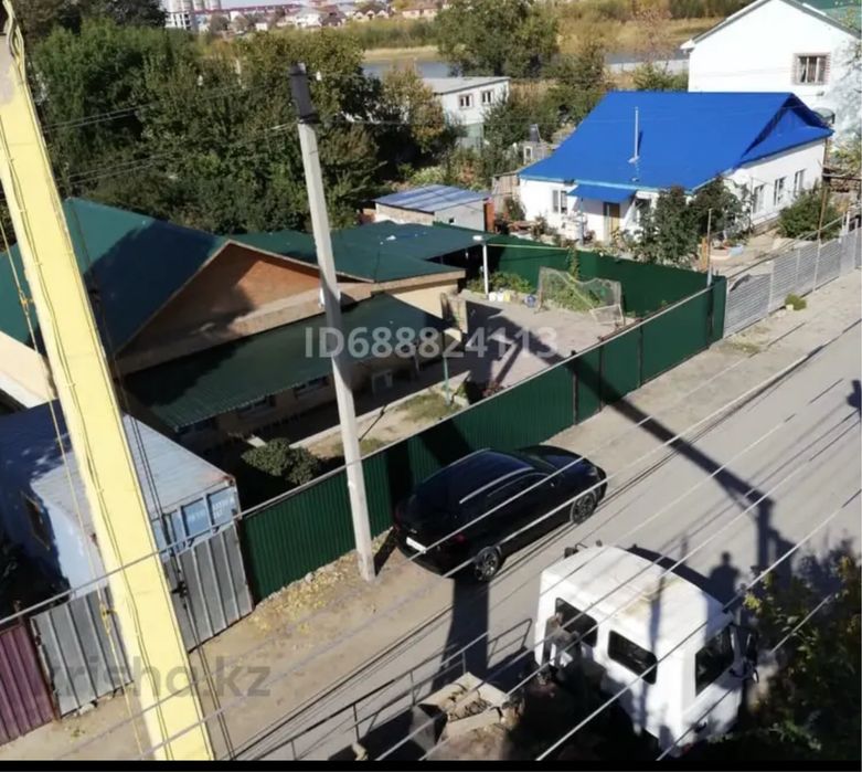 Продам земельный участок с домом