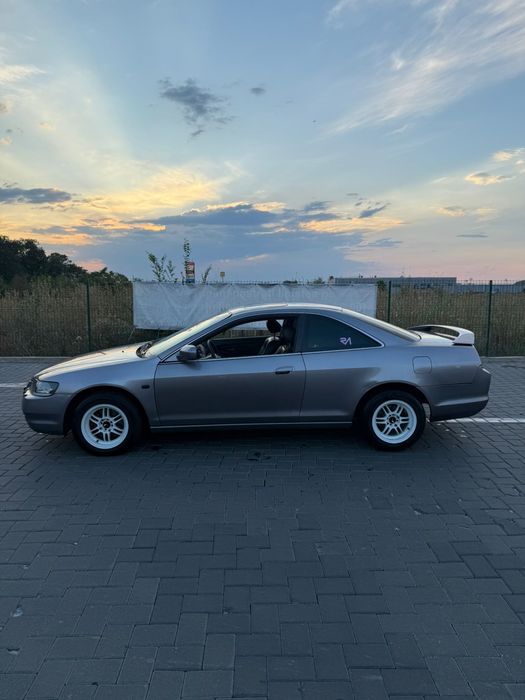 Honda accord coupe 2000