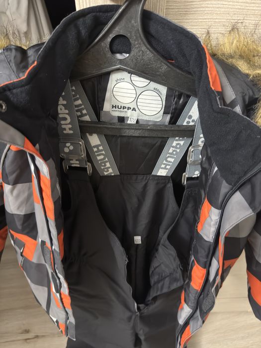 Продам костюм Huppa