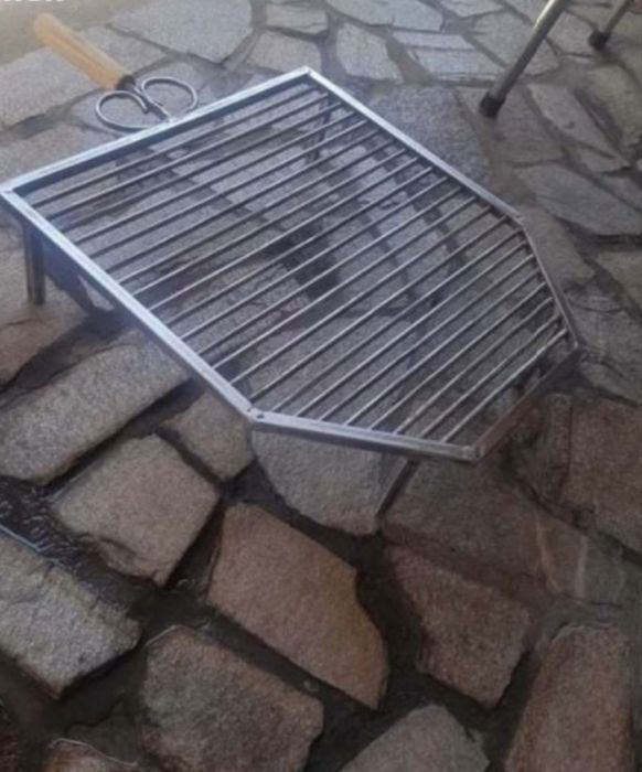 Ръчно Ковани Скари За Барбекюта