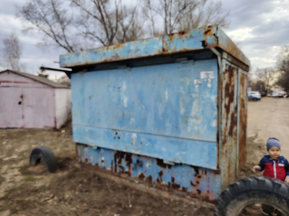 Продам Киоск железный.